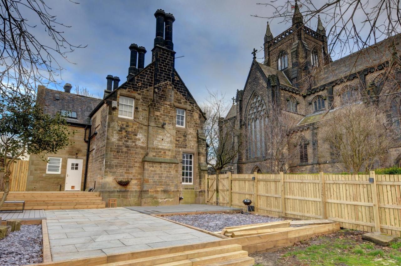 리즈 The Old Vicarage - Secure Parking, Fast Wifi, Garden 빌라 외부 사진