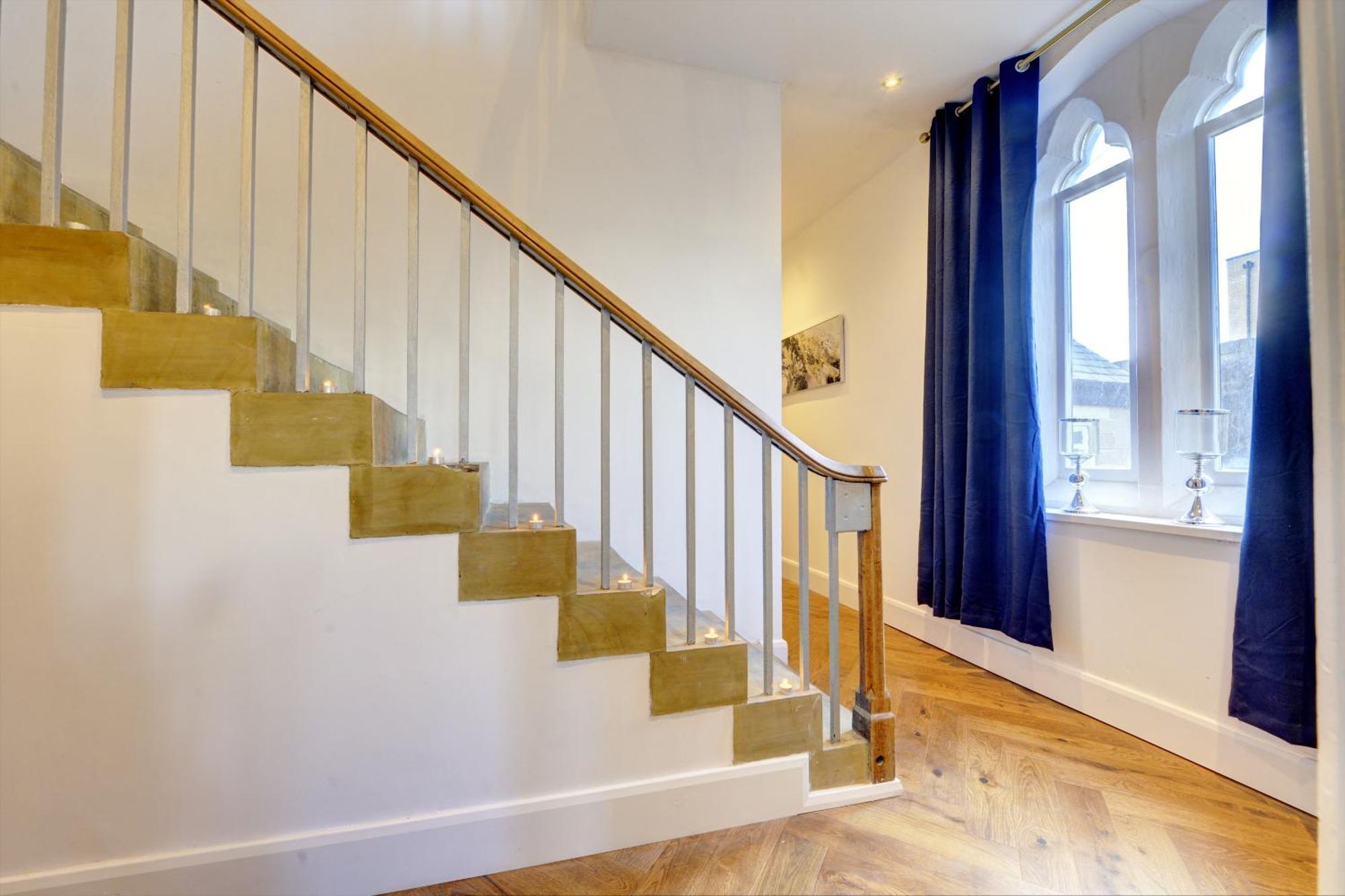 리즈 The Old Vicarage - Secure Parking, Fast Wifi, Garden 빌라 외부 사진