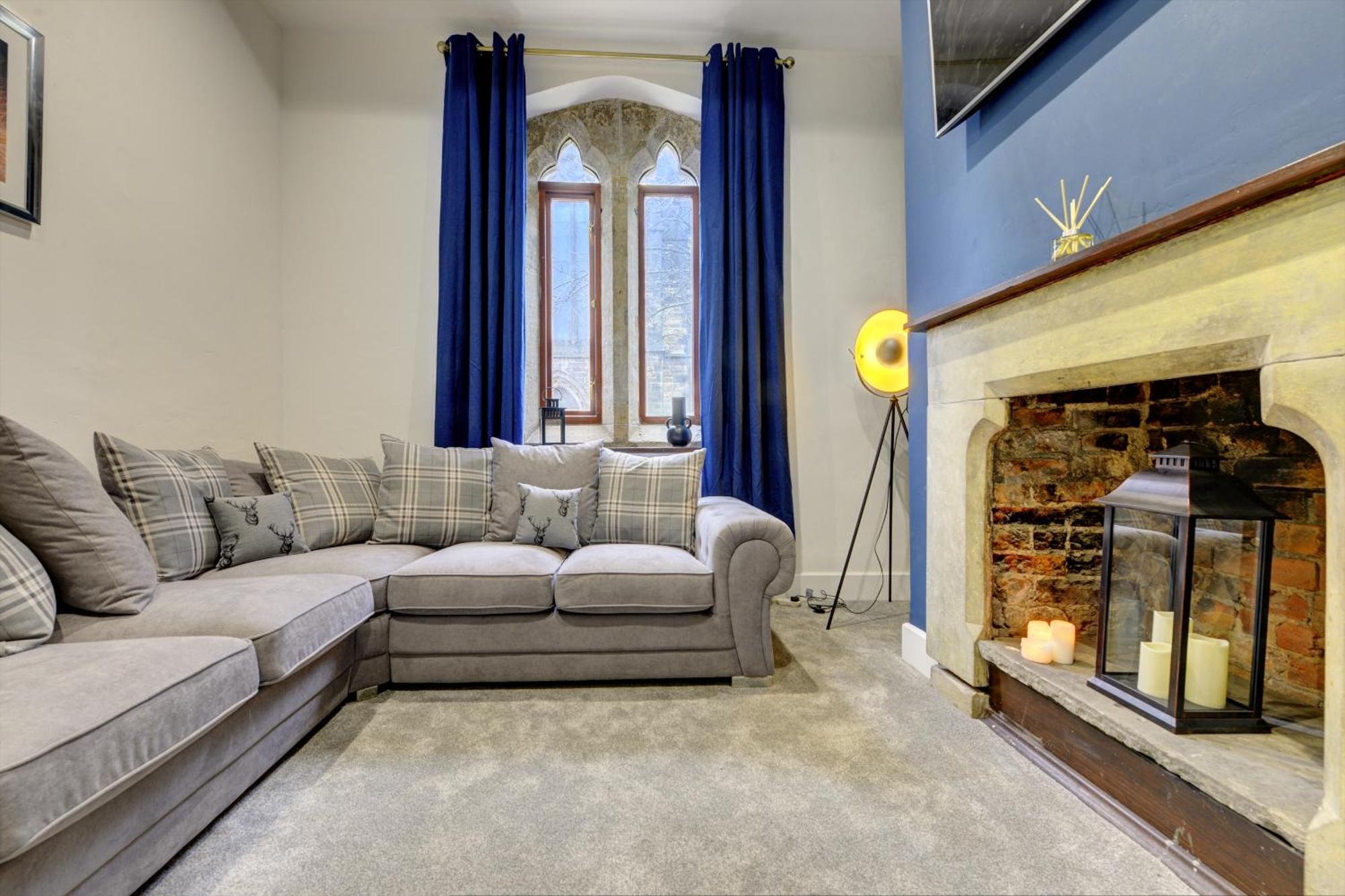 리즈 The Old Vicarage - Secure Parking, Fast Wifi, Garden 빌라 외부 사진